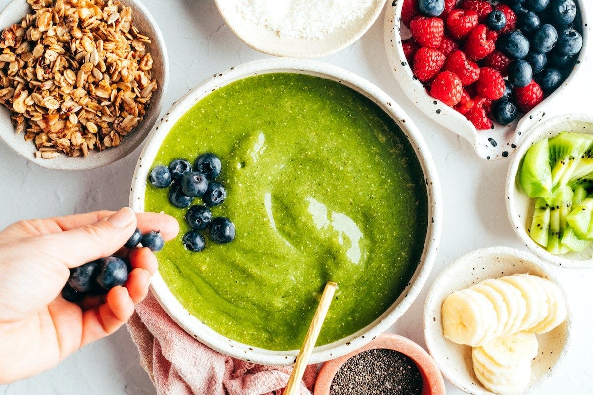 Cinnamon Green Smoothie with a Healthy Grain Bowl