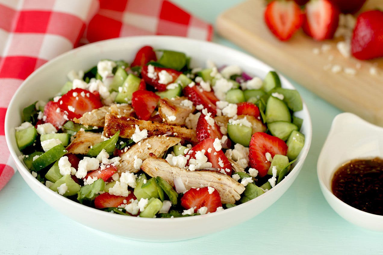 Strawberry Arugula Salad with Chicken, Goat Cheese, Almonds